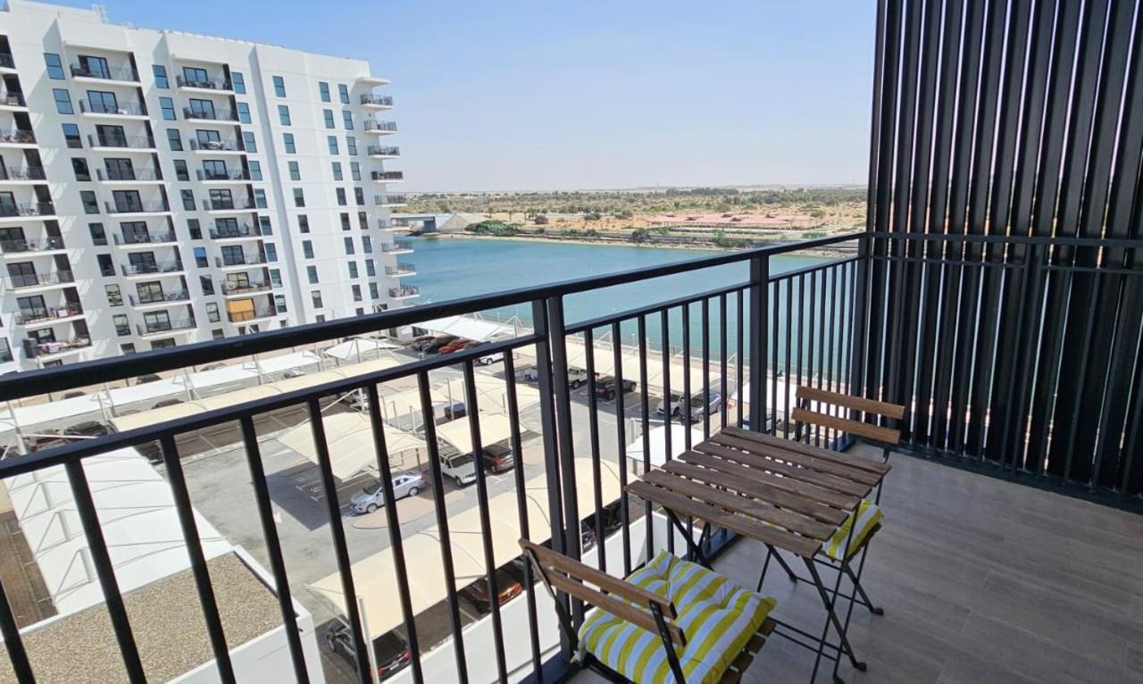 B1 Studio In Yas With Canal View Abu Dhabi Exterior foto